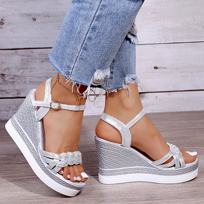 Skovae | Better Off That Way Wedges Sandaler