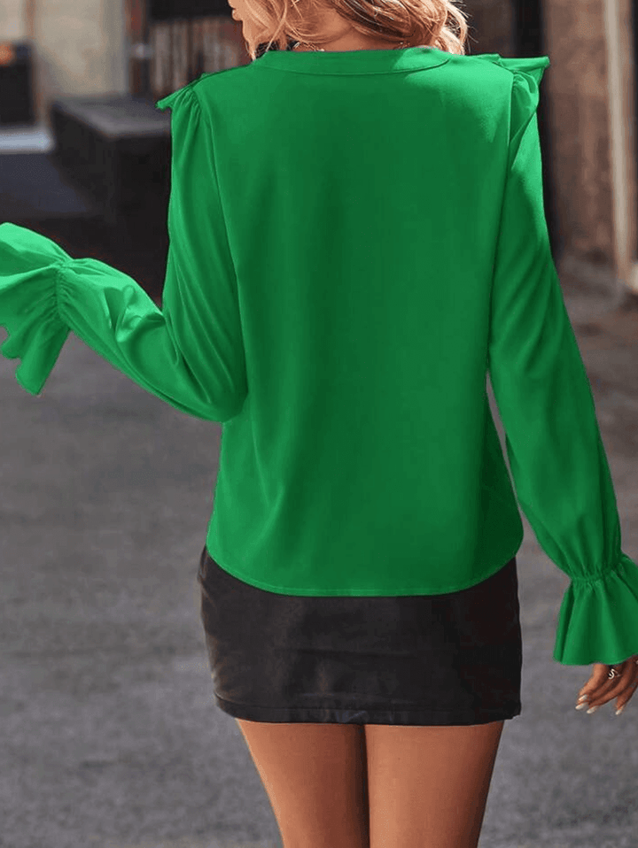Stilla | Knap Bluse med Jabot Krave
