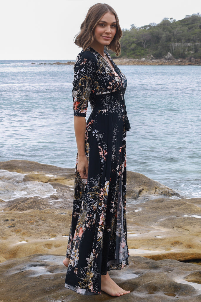 Stilla | Boho Maxi Kjole Med V-Udskæring