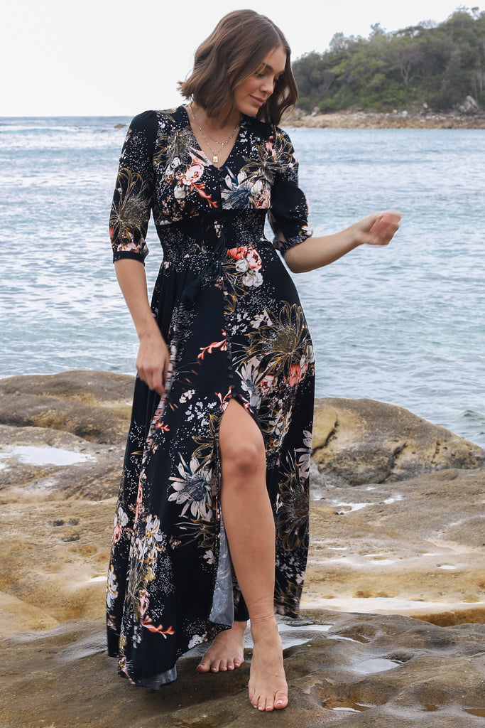 Stilla | Boho Maxi Kjole Med V-Udskæring