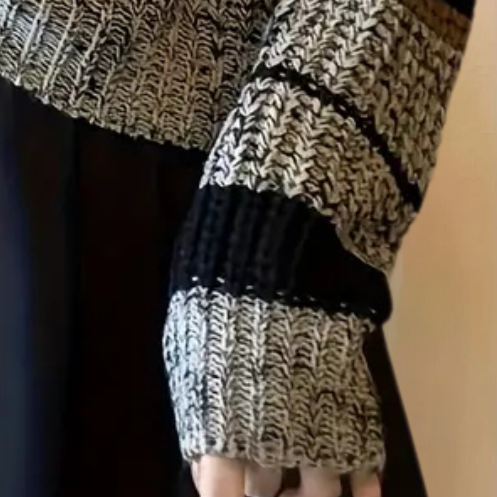 Stilla | Løst Strikket Sweater til Damer