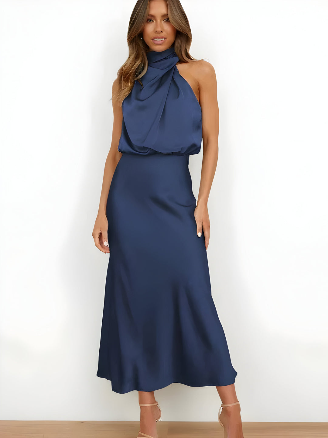 Stilla | Elegante Satin Kjole Med Blødt Fald