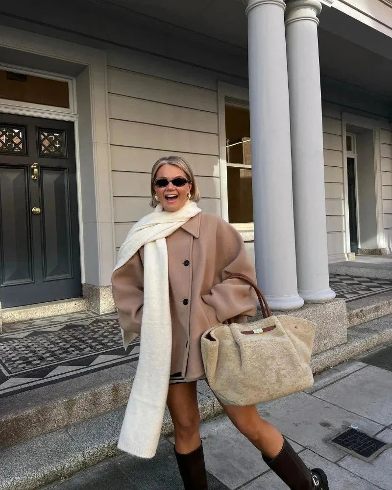 Stilla | Damernes Overgangsjakke - Beige Oversized Frakke I Beige