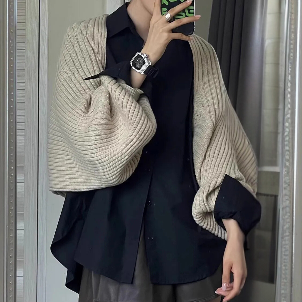 Stilla | Løs Strikket Sweatshirt til Damer
