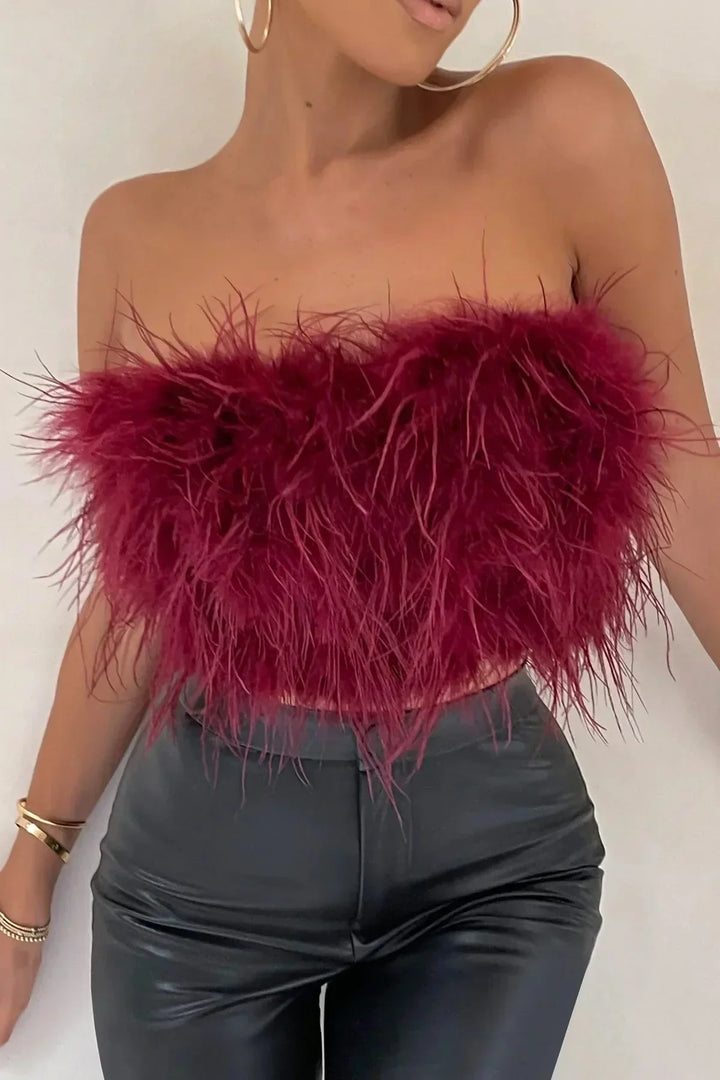 Stilla | Stilfuld fjercrop top er en toptrend i år