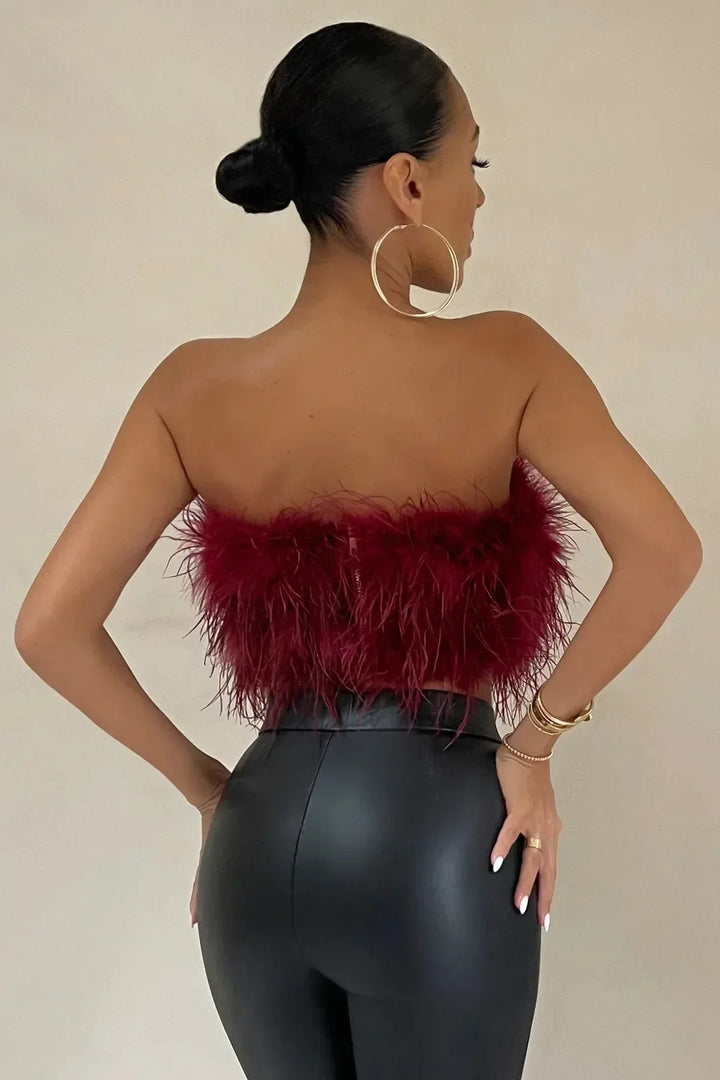 Stilla | Stilfuld fjercrop top er en toptrend i år