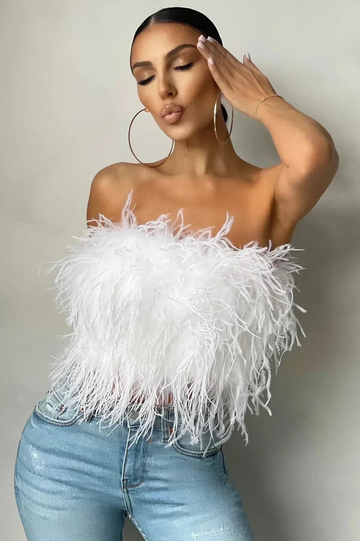 Stilla | Stilfuld fjercrop top er en toptrend i år