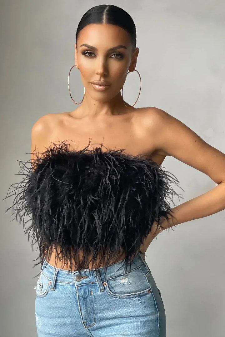 Stilla | Stilfuld fjercrop top er en toptrend i år