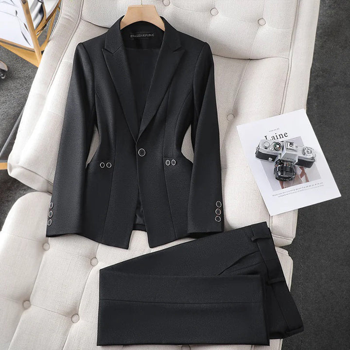 Stilla | Laura Sæt Blazer Og Elegant Bukser