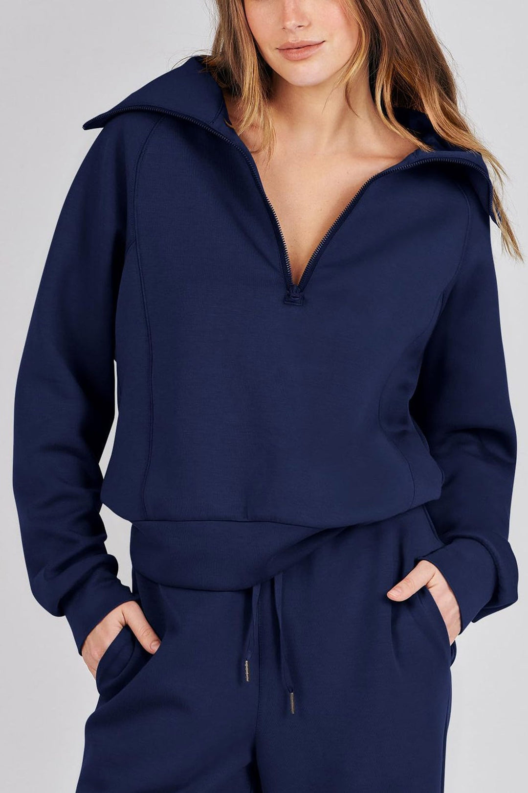 Stilla | Sæt Lange Bukser Med Bred Ben og Lynlås Sweatshirt Med Slå