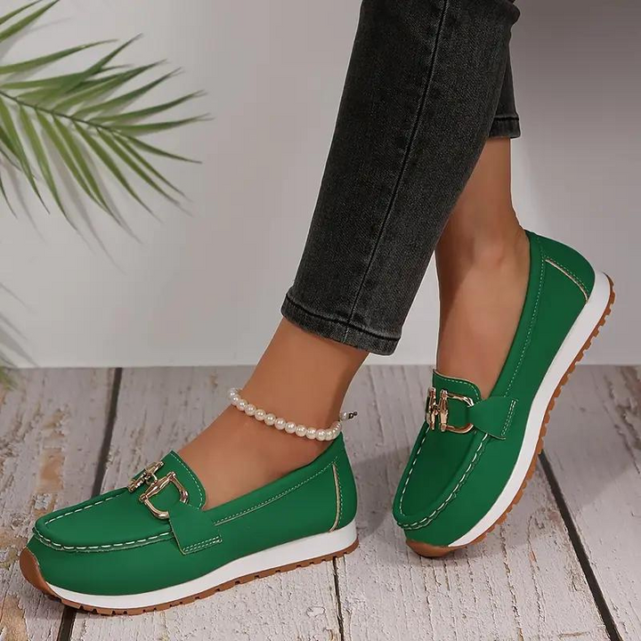 Stilla | Metallic Buckle Slip On Vandresko Damesko