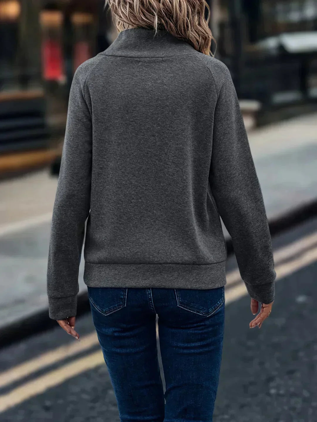 Stilla | Moduetrendende og Moderne Langærmet Pullover