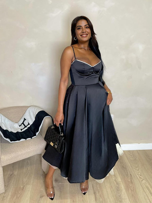 Stilla | Nero Dobbelt Lag Chiffon Underkjole V-hals Cocktail Maxi Graviditetskjoler