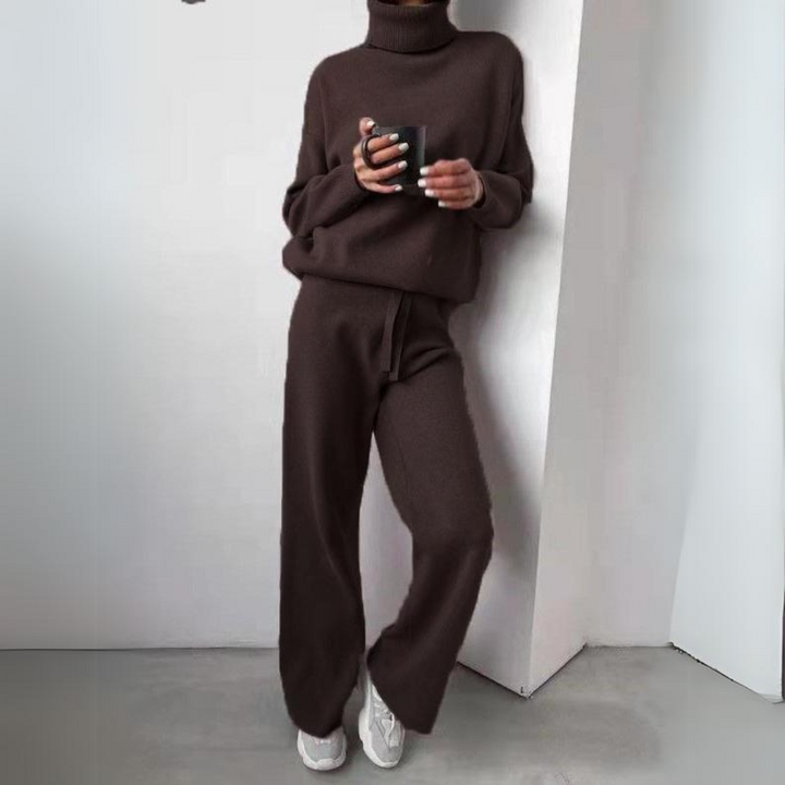 Stilla | Stilfuldt Ensemble Med Krammepullover