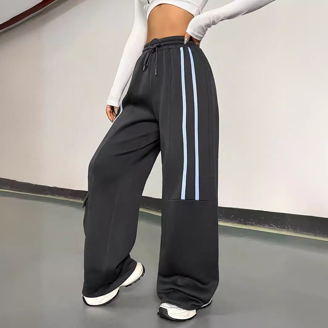 Kvinders løse sportbukser i urban streetwear-stil med elastisk talje og praktiske lommer Stilla