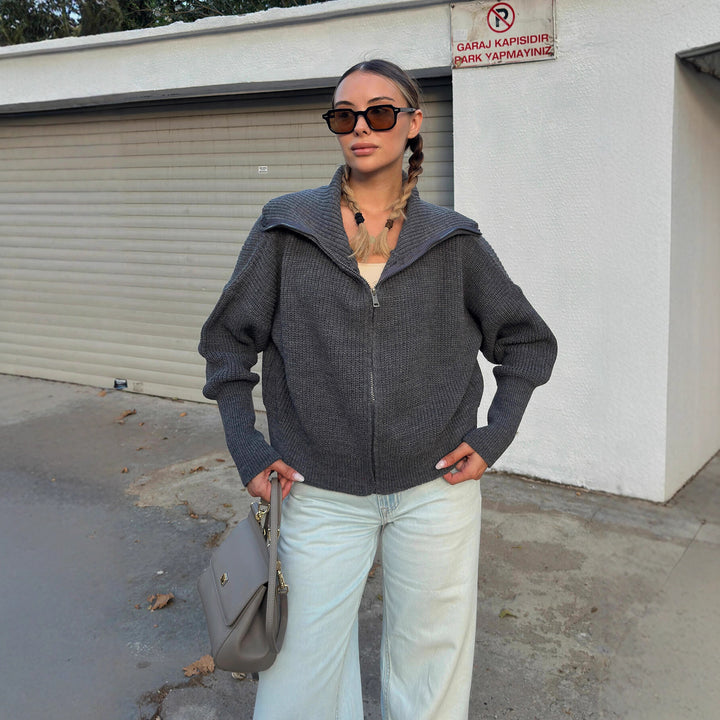 Dame Oversized Strik Cardigan med Høj Krave og Lynlås Skovae