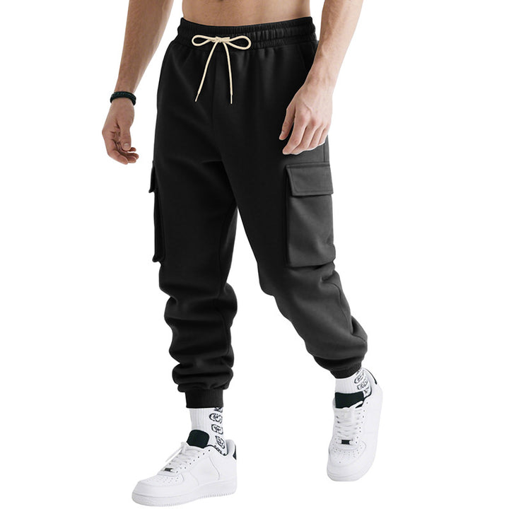 Herren nan multifunktionelle kraftfulde joggingbukser med generøse klaplommer, elastisk snøre i taljen og konisk benafslutning Skovae
