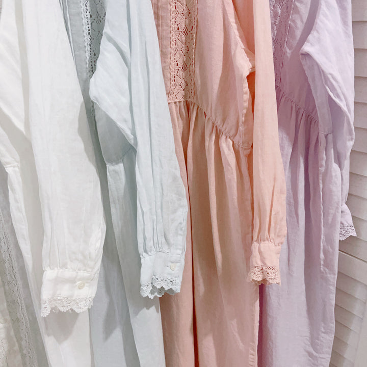 Femme vintage-inspireret knap-op maxi kjole Stilla