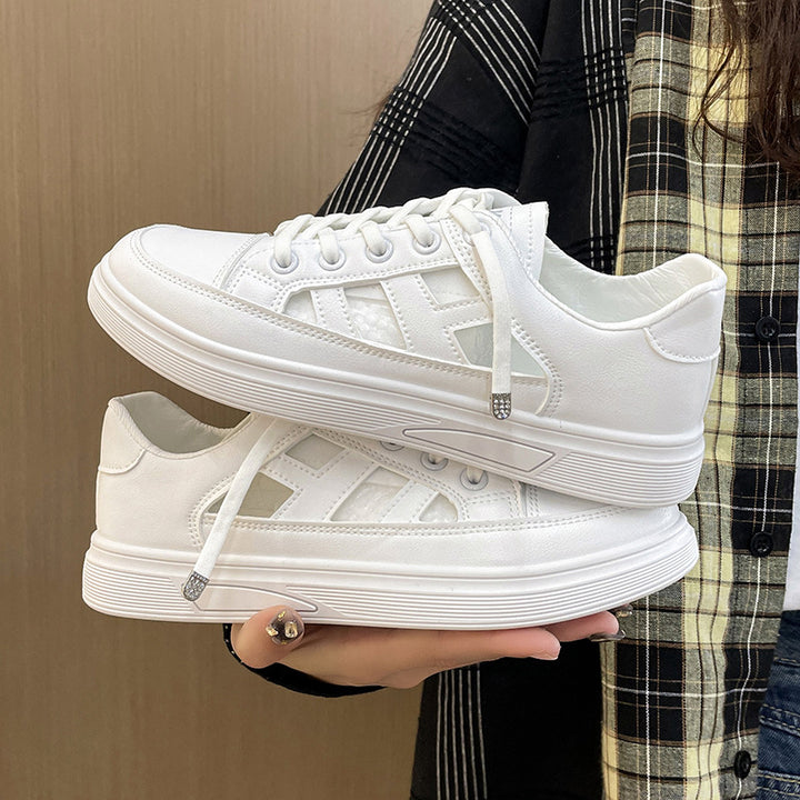 Dame Komfort-sneakers med sportslig silhuet og åndbar tekstil konstruktion Stilla