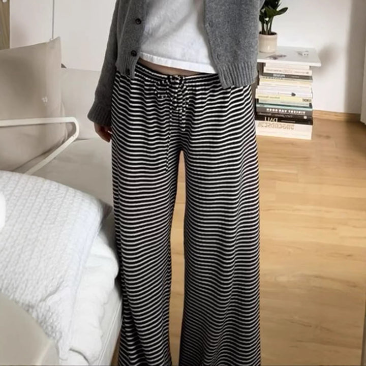 Dame Lækre Lounge-bukser med elastisk linning og fint stribes mønster Skovae