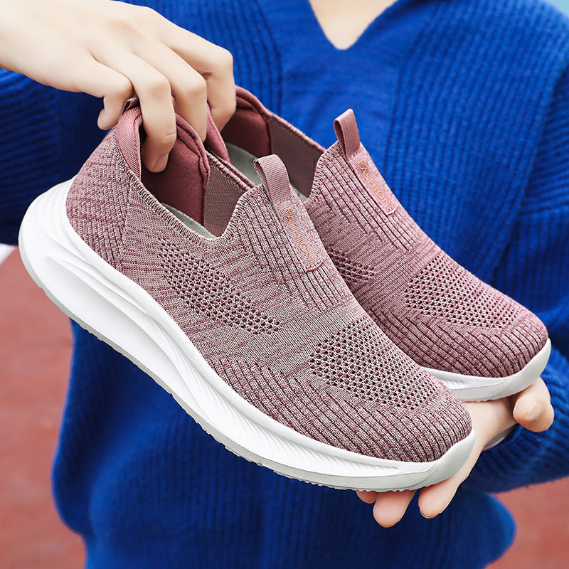 Femme Let Slip-On Sportsneakers med åndbart strikmateriale Stilla