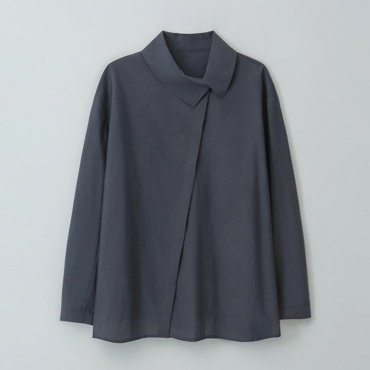 Dame kortærmet bluse med elegant ståkrave og løs pasform Stilla