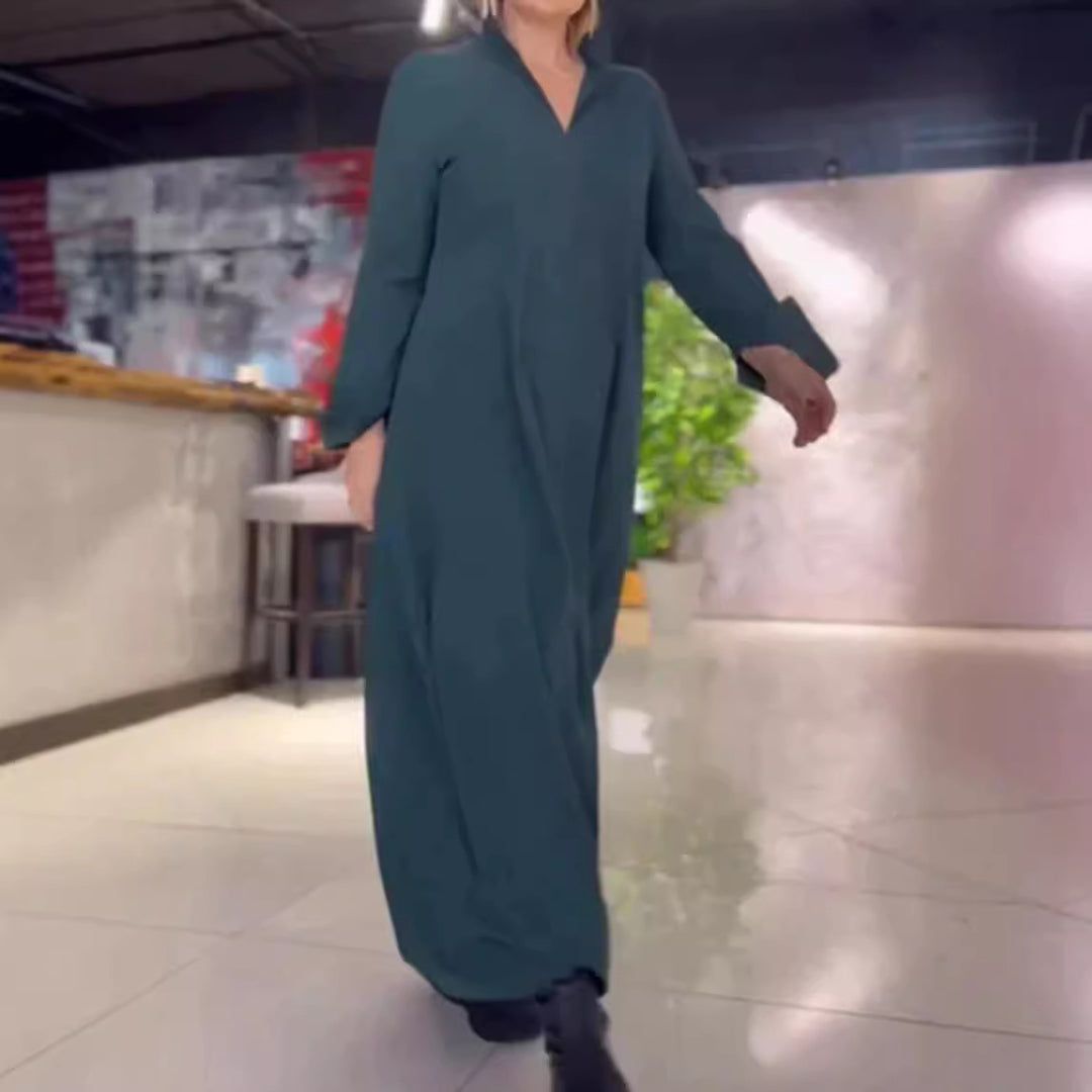 Dame Maxikjole i moderne skjorte stil med praktiske lommer og elegante detaljer Stilla