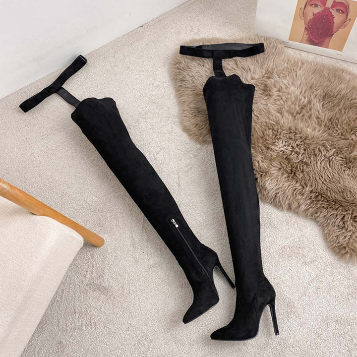 Dame Overknee-støvler med stilfuldt remdesign og elegant silhuet Stilla