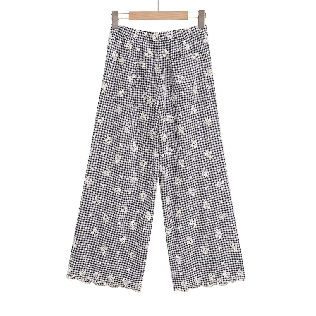 Dame bred gulerodsbukser med floralsk gingham-mønster og elegant kantdekoration Skovae