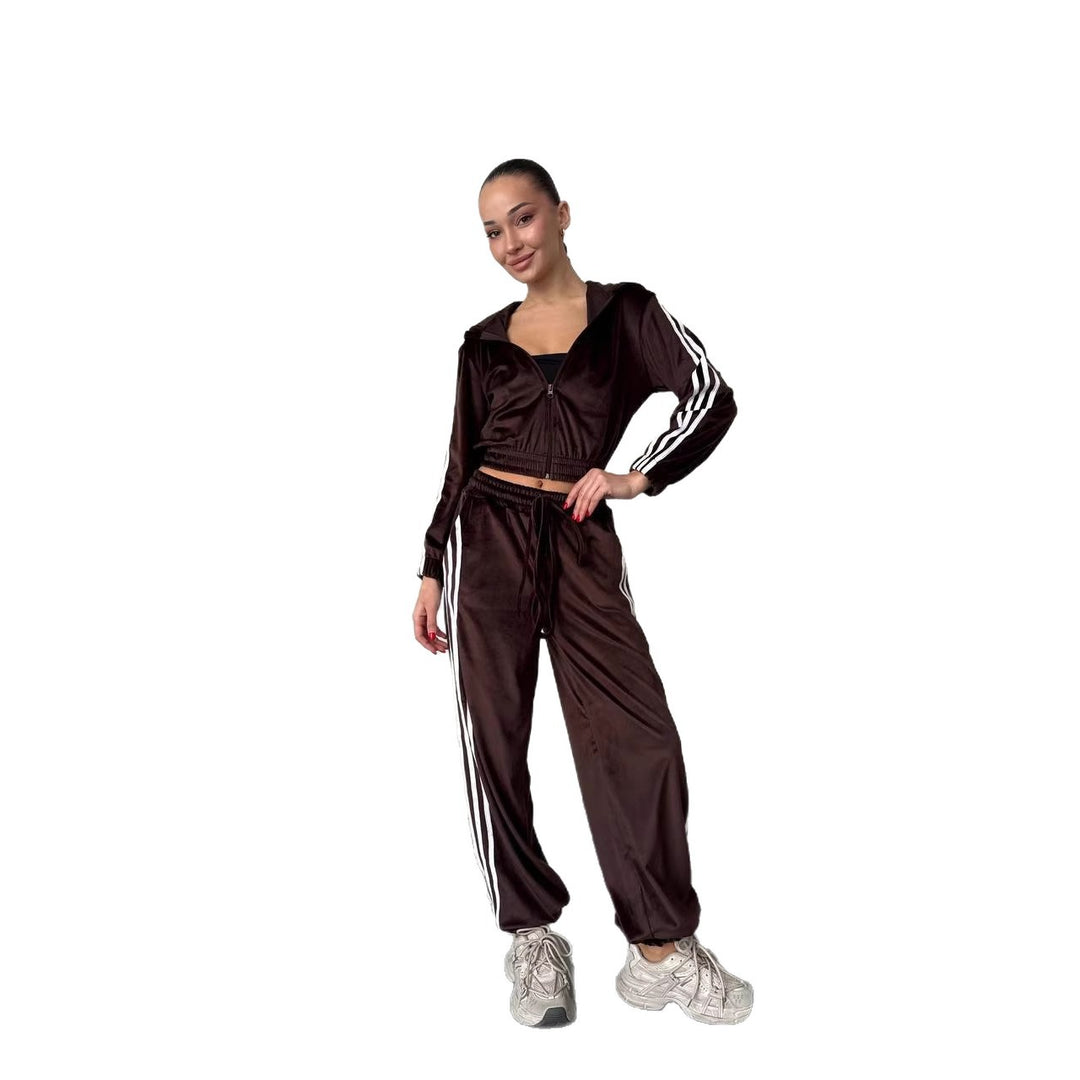 Kvinders fleece sportssæt med cropped jakke og behageligt vidde-bukser Skovae