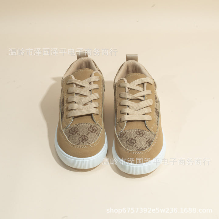 Dame sneakers med stilfuldt monogram-design og komfortabel sål Stilla