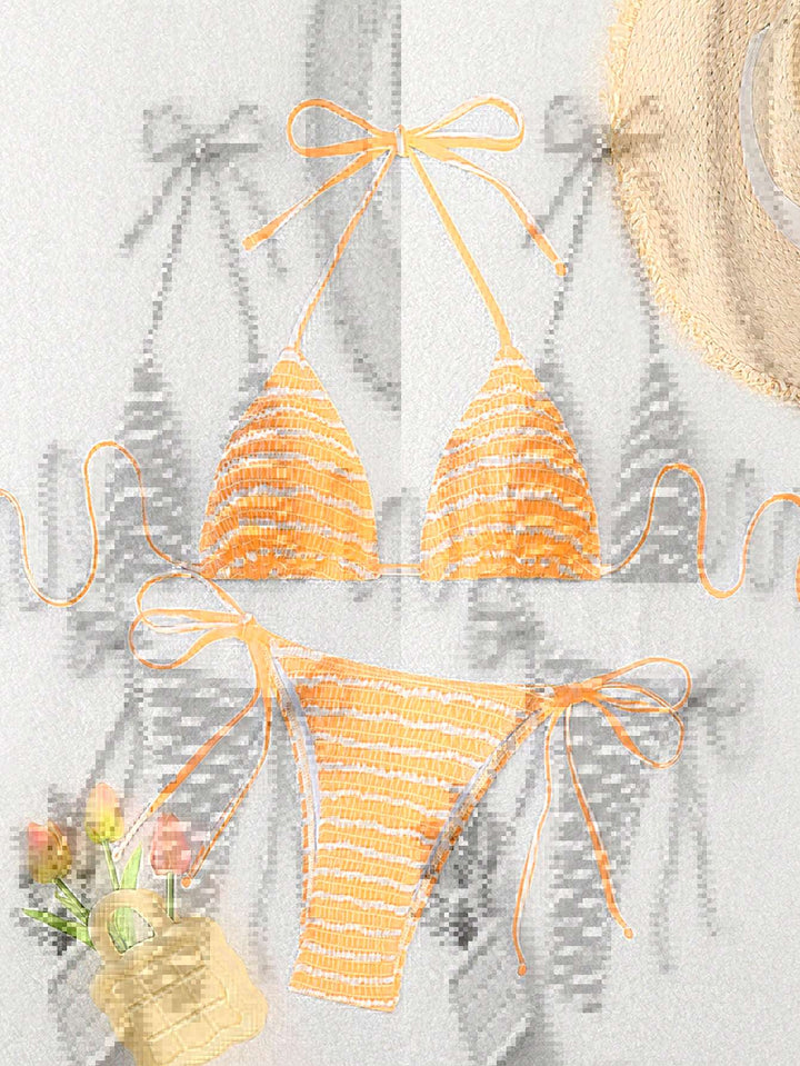 Dame triangle bikini med fint stribemønster og raffinerede bindebånd Skovae