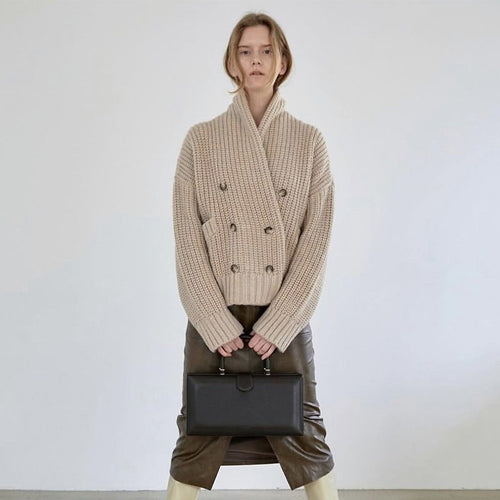 Dame strikjakke med dobbeltknap Stilla