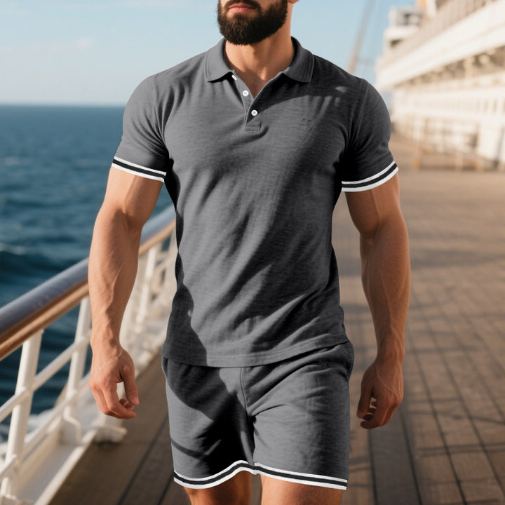 Herrer polo T-shirt og shorts sæt med kontrasterende detaljer Stilla