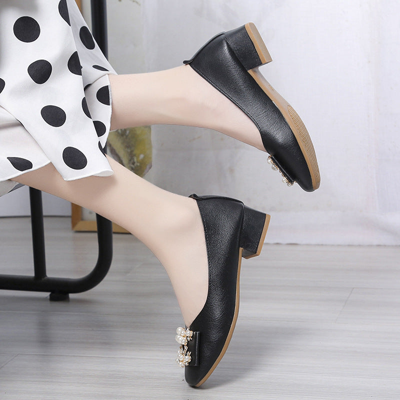 Dame elegante Ballerinas med glitrende smykke-detail og behageligt fodseng Stilla