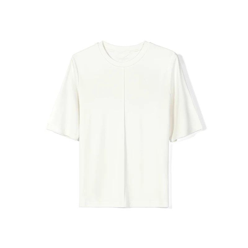 Dame T-shirt med afslappet pasform og moderne detaljer Stilla