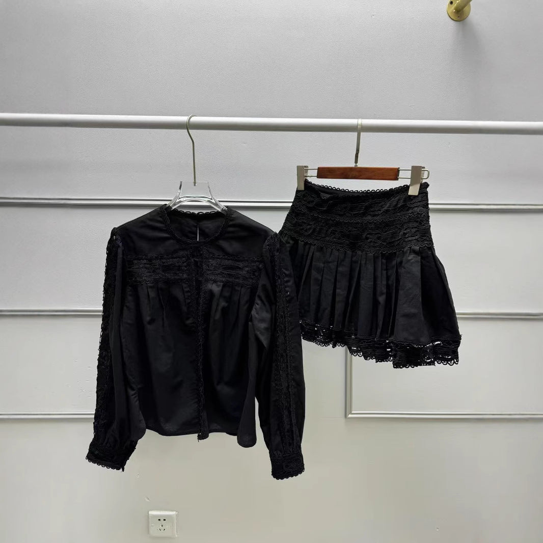 Dame mini nederdel med elegante flæser og fin spidsborte Stilla