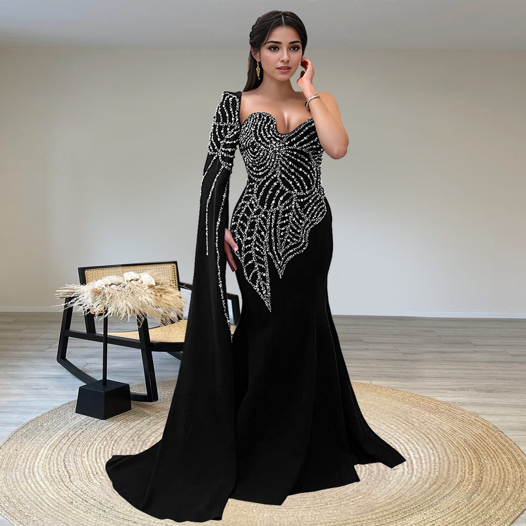 Damer Elegant Aftenkjole med asymmetrisk design og glitrende rhinestone-applikationer Stilla