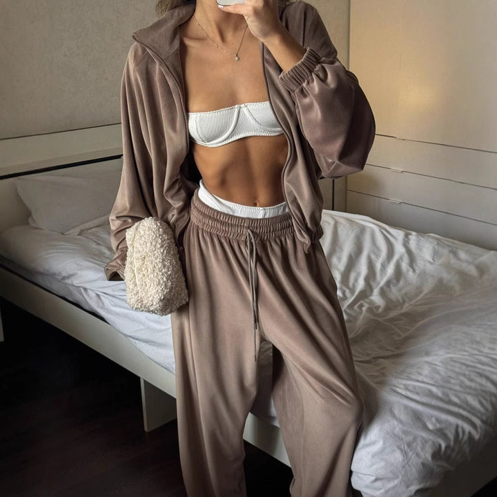 Kvinders fleece loungewear sæt med høj krave og elastisk taljebånd