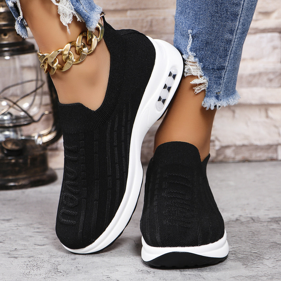 Dame Luftige Slip-On Sneakers med åndbart strikket overflade og stødabsorberende sål Stilla