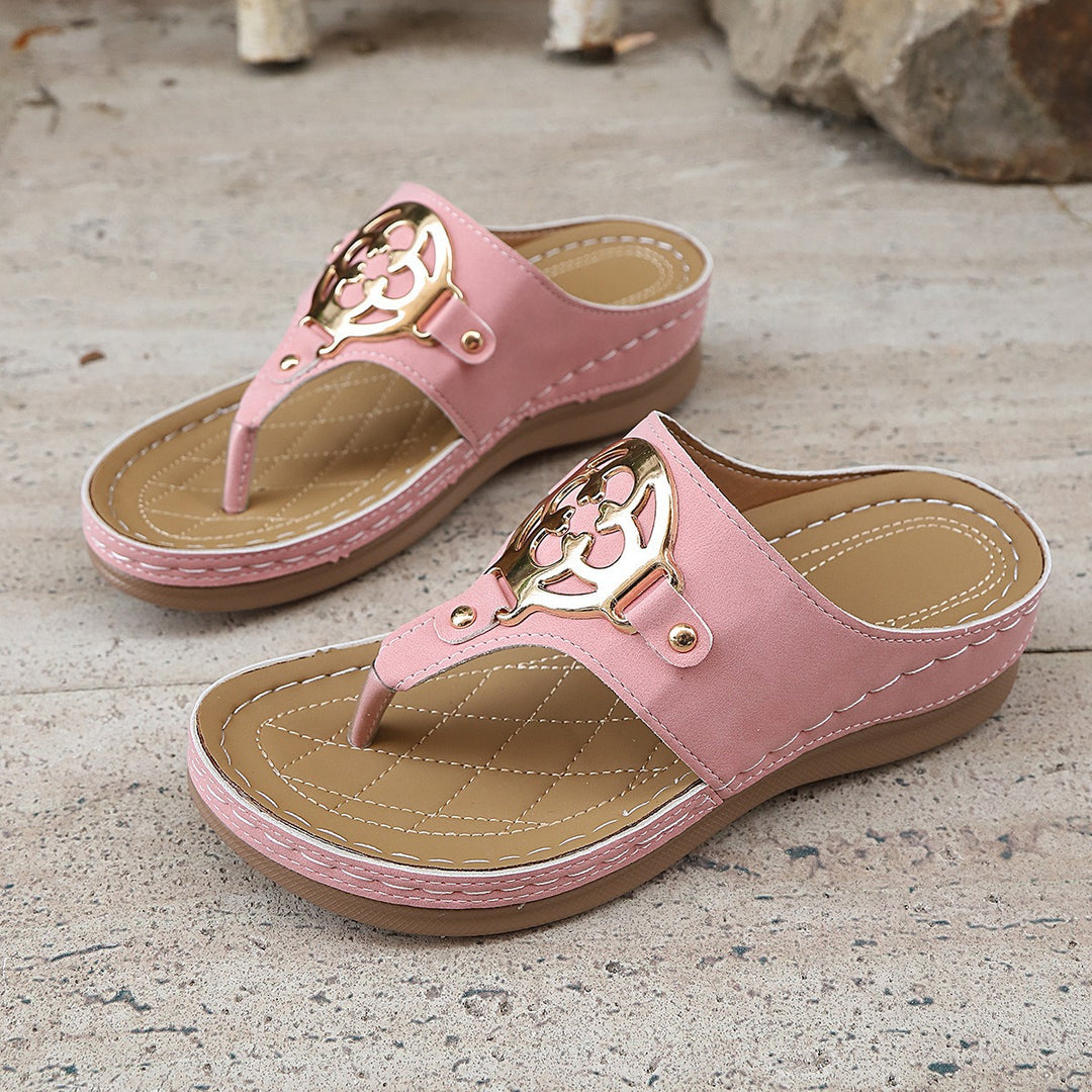 Dame mode T-bar sandaletter med elegante dekorationer Stilla