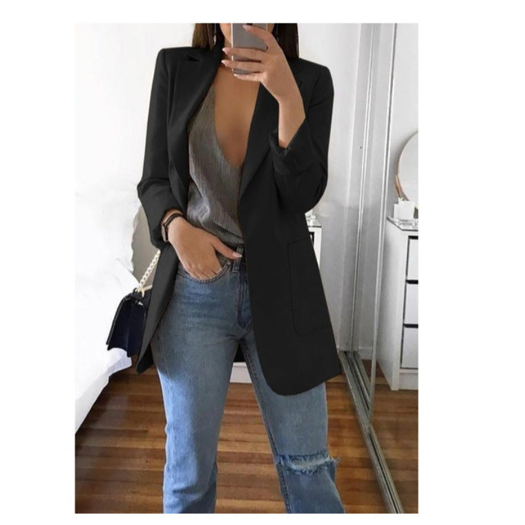 Dame elegant blazer med tætsiddende snit og praktiske lommer Skovae