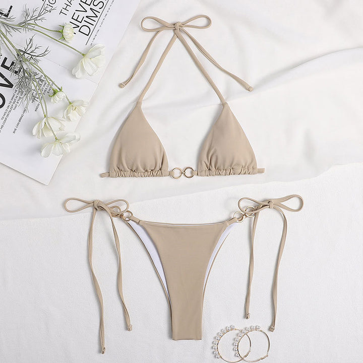 Dame Triangel-Bikini med moderigtigt ring-detalje og justerbare stropper Skovae