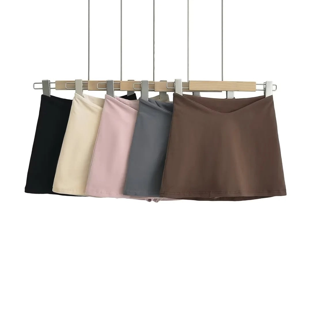 Dame A-linje mini skirt lavet af let og åndbart stof med elastisk talje Stilla