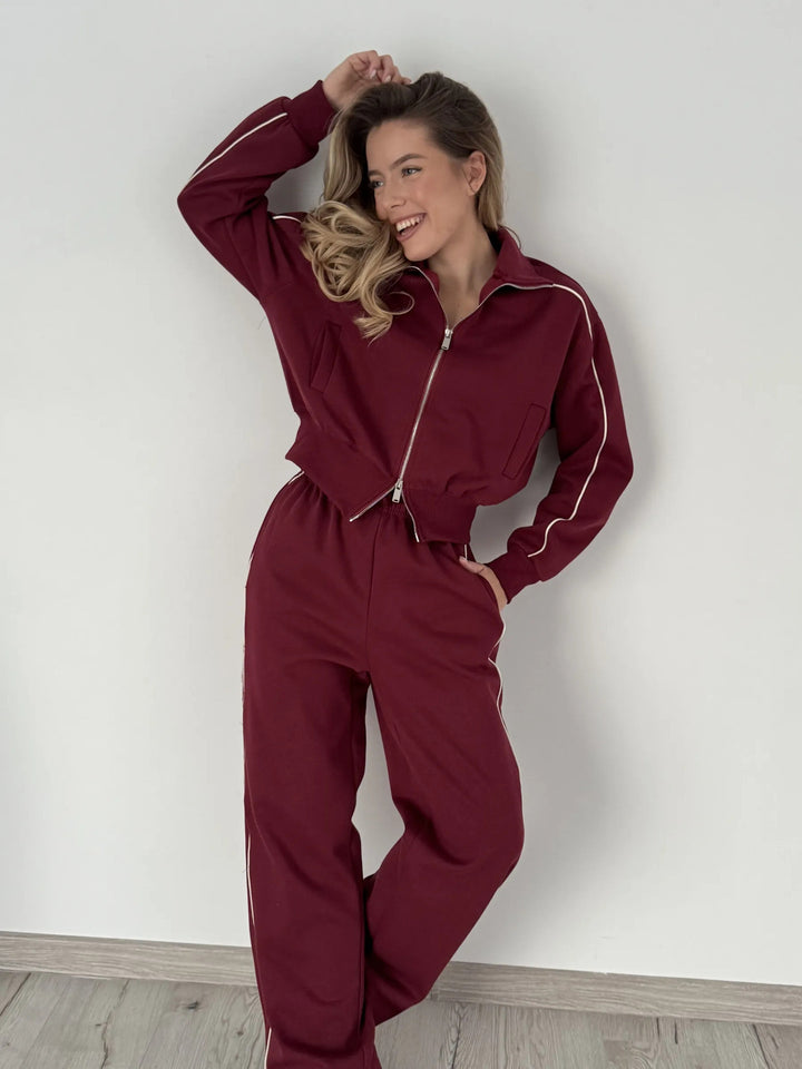 Kvinders sporty loungewear sæt med lynlås og sidelister Skovae