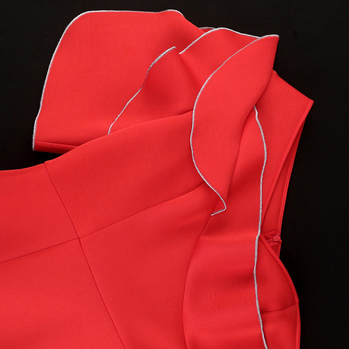 Dame figurtilpasset indpakningskjole med asymmetrisk design og trendy ruffles element Skovae