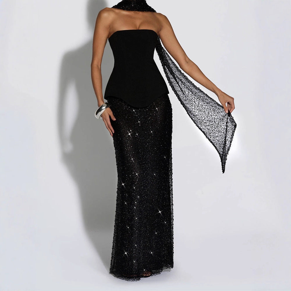 Damer Elegant aftenkjole med glitrende top og figursiddende skørt Skovae