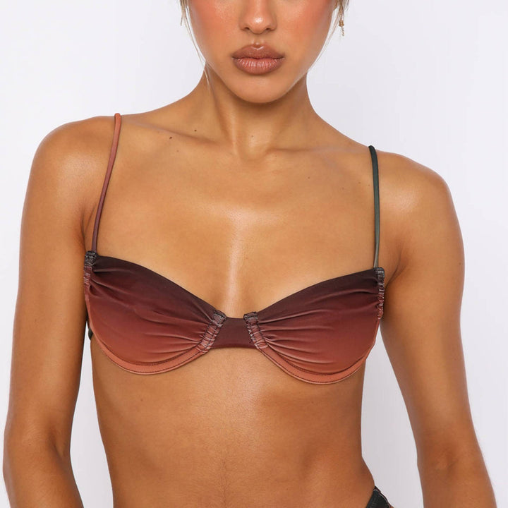 Dame bikini-sæt med struktureret design og raffinerede stropdetaljer Stilla