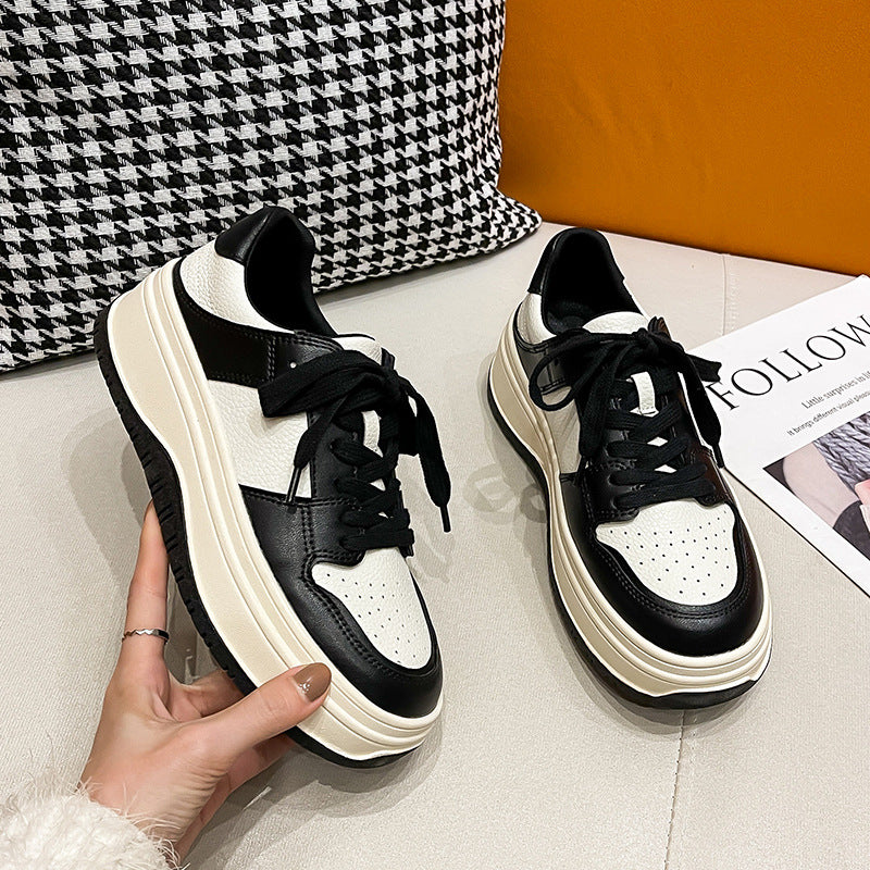 Dame Plateau Sneakers med innovativ sålekonstruktion og åndbar overfladeteknologi Stilla