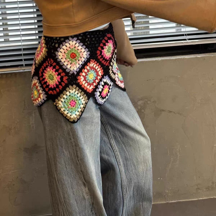 Dame hækle nederdel i livligt granny-square design med perlekant Stilla